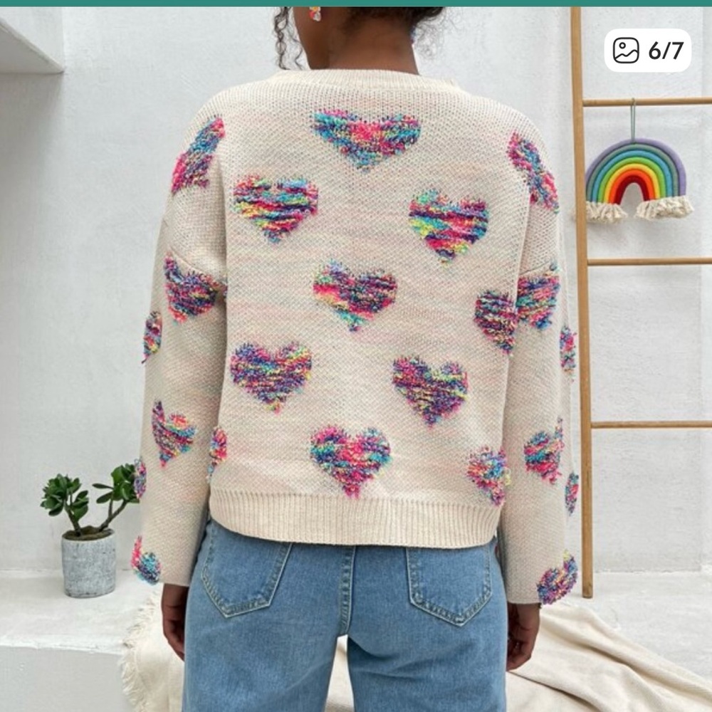 Multicolor Heart Pattern Sweater pre-loved - Picture 4 of 4